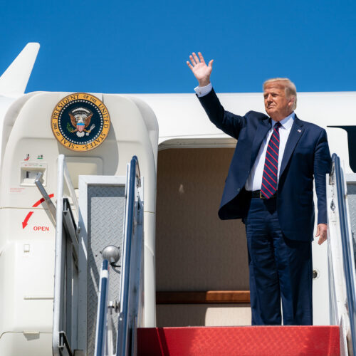 Power, Belonging, and Voter Pressure: Study Reveals Why Republican Elites Backed Trump